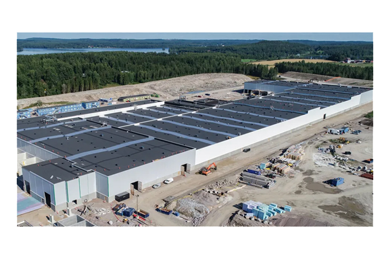 Metsä Group celebrates rooftop height at Kerto LVL Mill